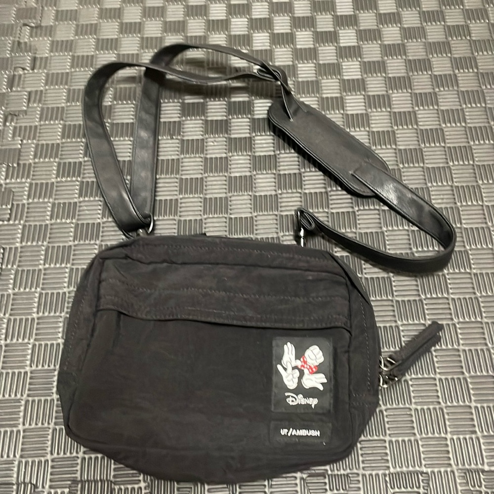 Disney black purse by uniqlo